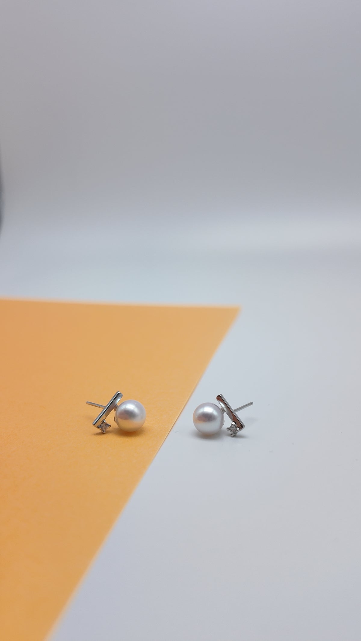 Schwebebalken-Ohrstecker