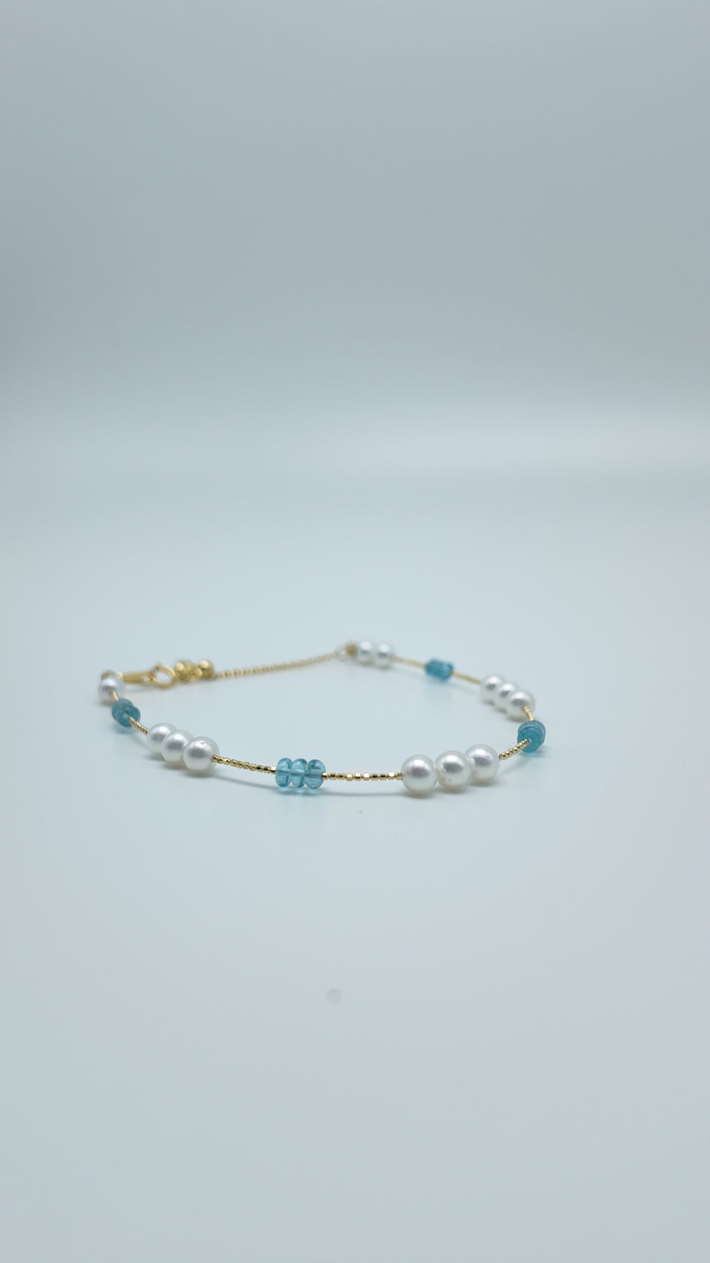 Süßwasserperlen-Designerarmband